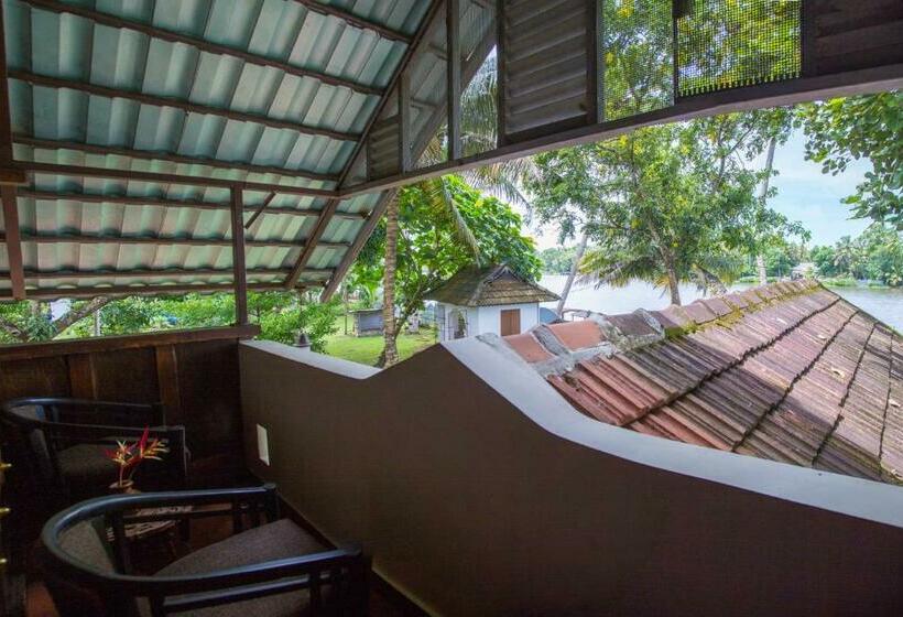 Номер Deluxe с Балконом, Kurialacherry House Alleppey