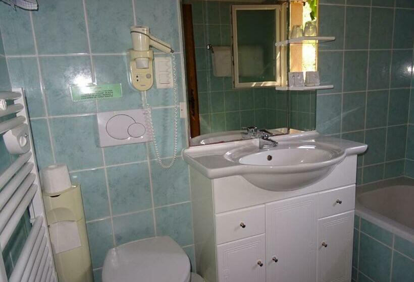 Трехместный Номер Комфорт, Les Chambres D Hotes Au Bois Fleuri