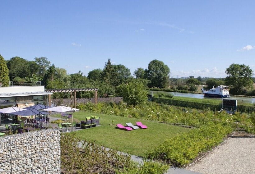 Апартаменты Комфорт 1 Спальня, Logis Hôtel Terre De Loire