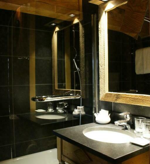 Quarto Estandar, M De Megève