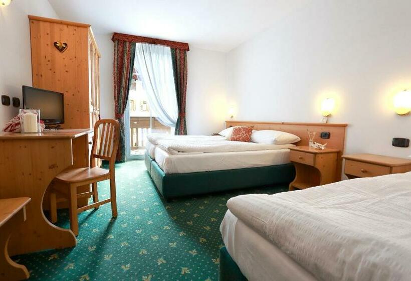 스탠다드 트리플 룸, Alp Hotel Dolomiti