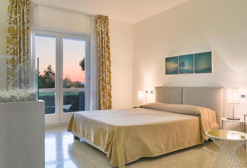 اتاق داخلی دلوکس, Borgo La Pietraia