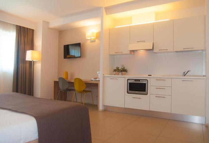 ファミリールーム, Dimorae Rooms And Suites   Apartments