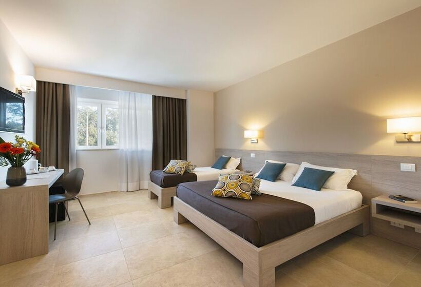Quarto Triplo Clássico, Dimorae Rooms And Suites   Apartments