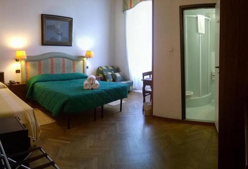 Quarto Quádruplo Estandar, Ely