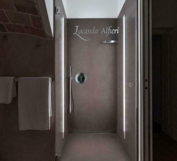 اتاق استاندارد سه نفره, Locanda Alfieri