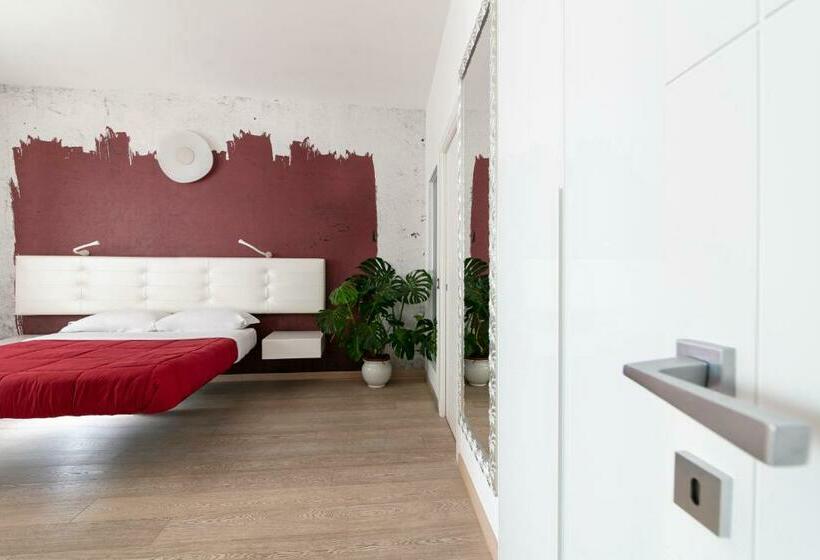 اتاق استاندارد چهار تخته, Locanda Alfieri