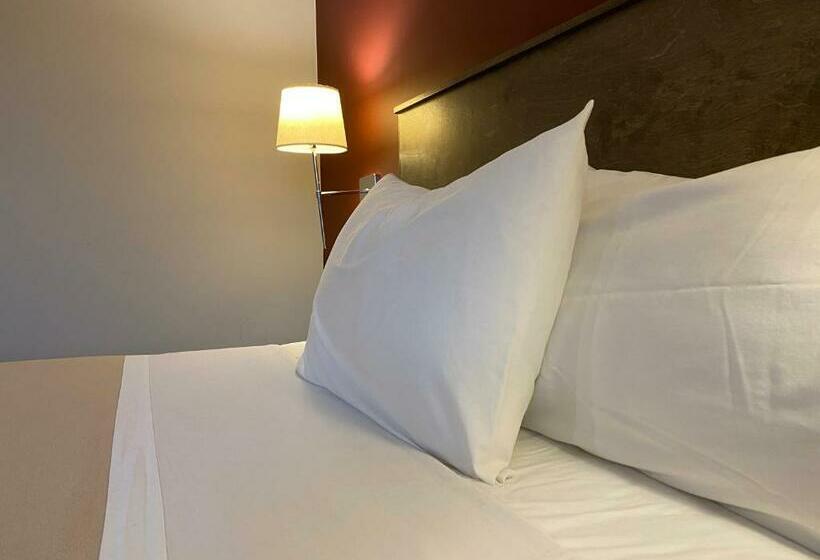 Номер Стандарт, Sahara Courtyard Inn Osoyoos