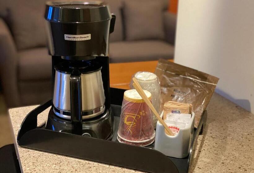 Номер Deluxe, Sahara Courtyard Inn Osoyoos