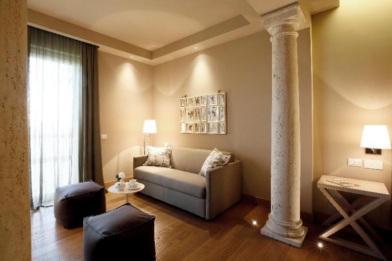 Номер Стандарт Трехместный, Tenuta De L Annunziata  Natural Relais