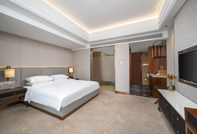 Номер Deluxe, Echeng Hotel Guangzhou Zhujiang New Town Jinan University Branch