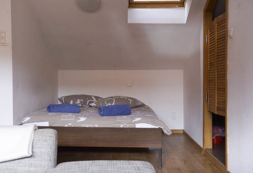 سوییت جونیور, Aparthotel Van Hecke