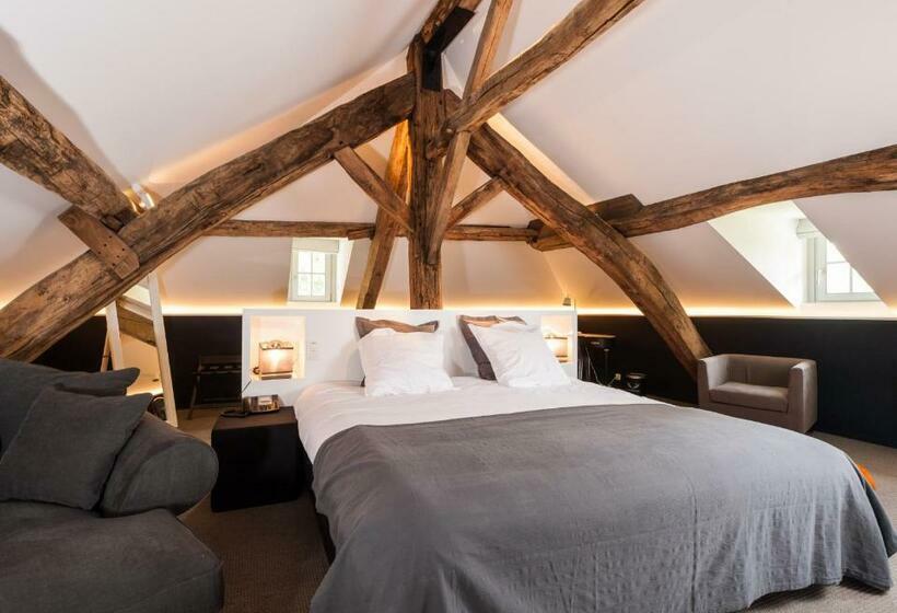 Номер Superior, Château De Grandvoir