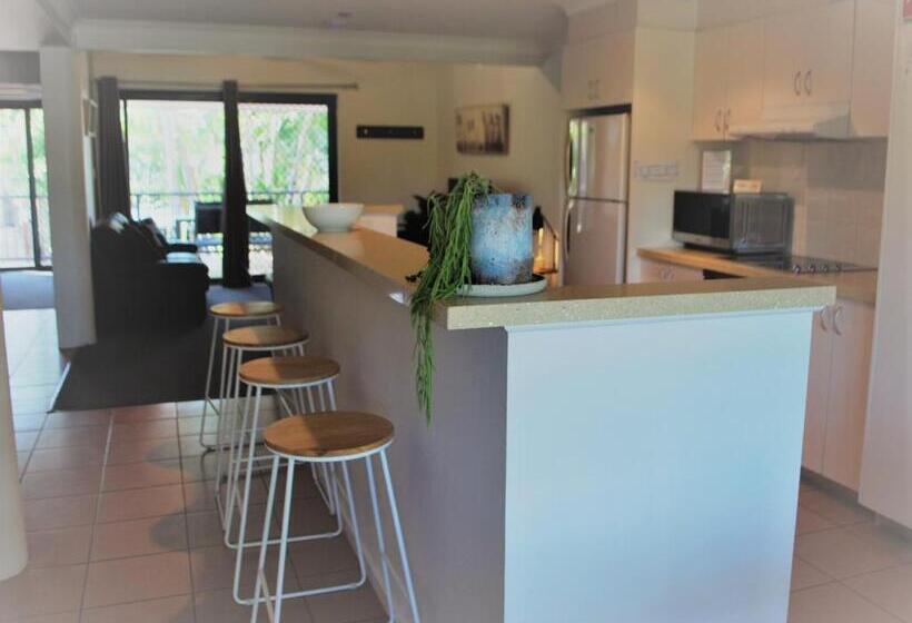 Apartamento 3 Dormitórios, Outrigger Bay