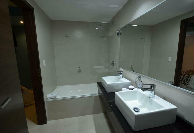 اتاق استاندارد یک نفره, Camino Plaza