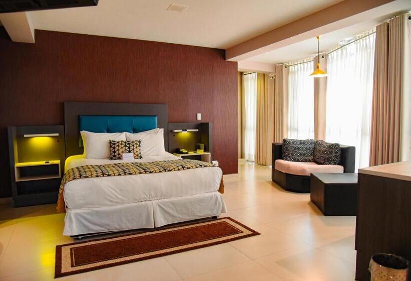 سوییت, Camino Plaza