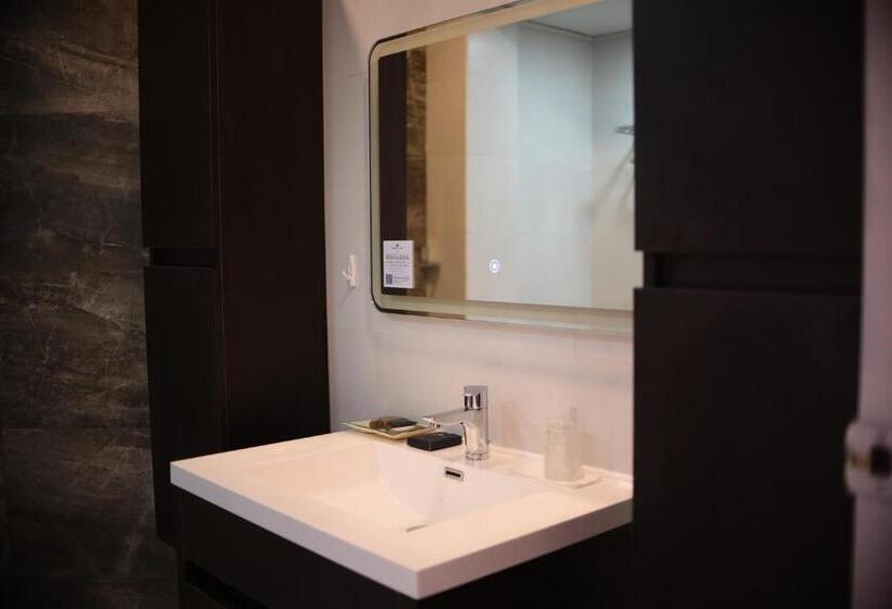 سوئیت 2 خوابه, Camino Plaza