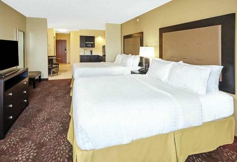 스위트, Holiday Inn Express & Suites Sandusky, An Ihg