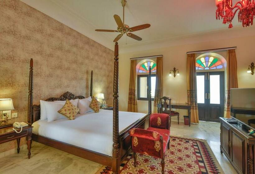 Люкс Кровать Кинг, Jaisalkot