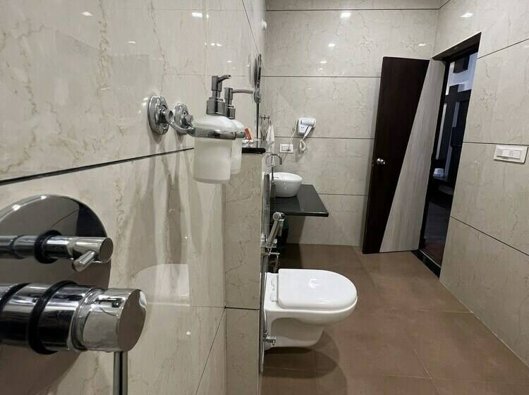 اتاق لوکس, Ritumbraha Hotel & Resort