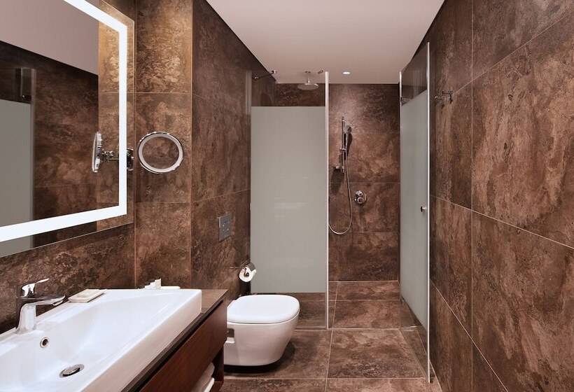 Номер Клуб, Sheraton Grand Istanbul Atasehir