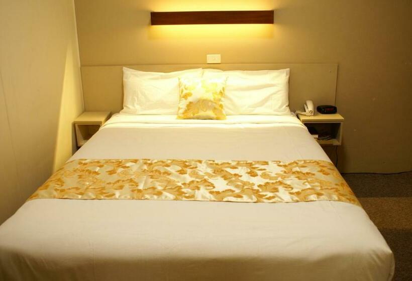 اتاق راحتی, Country Lodge Motor Inn