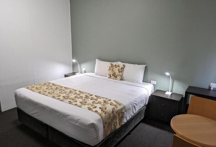 اتاق راحتی, Country Lodge Motor Inn