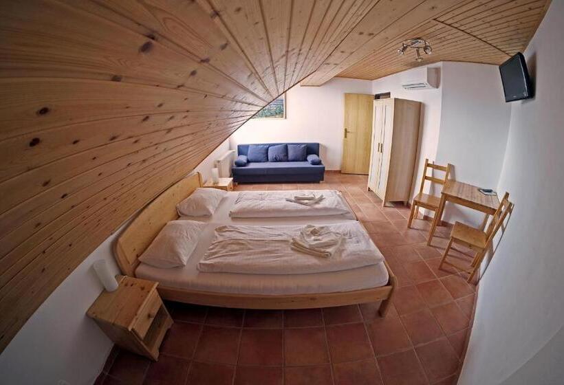 Номер Deluxe, Kreta