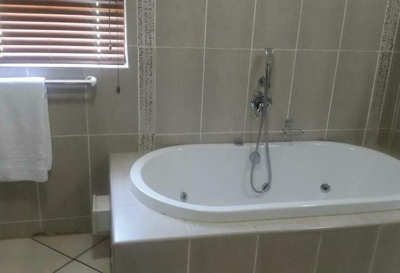 Номер Executive, Ikaze Guest House