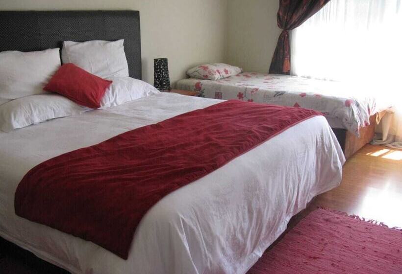 Номер Стандарт, Ikaze Guest House