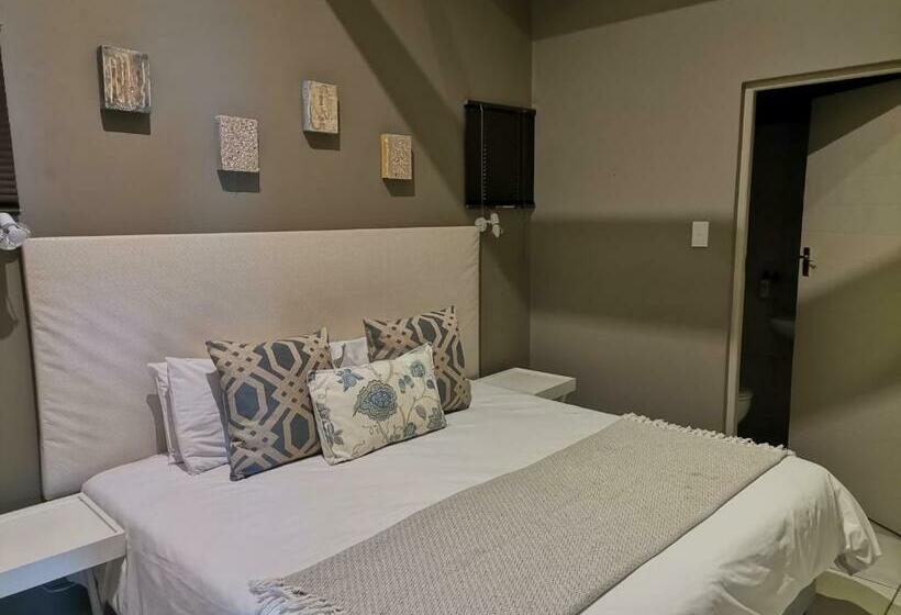 Люкс 2 Спальни, Point Village Hotel And Self Catering