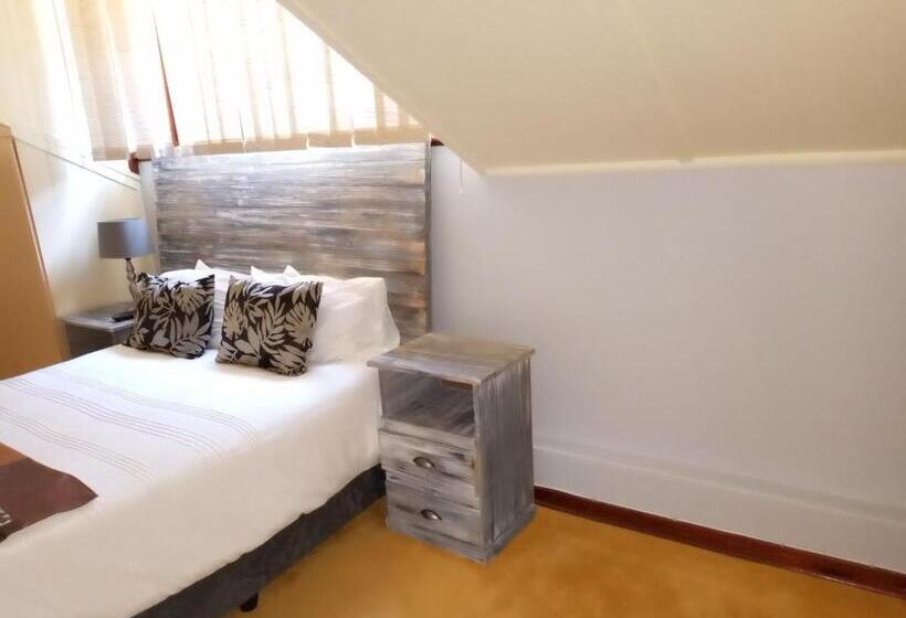 Апартаменты 2 Спальни, Point Village Hotel And Self Catering
