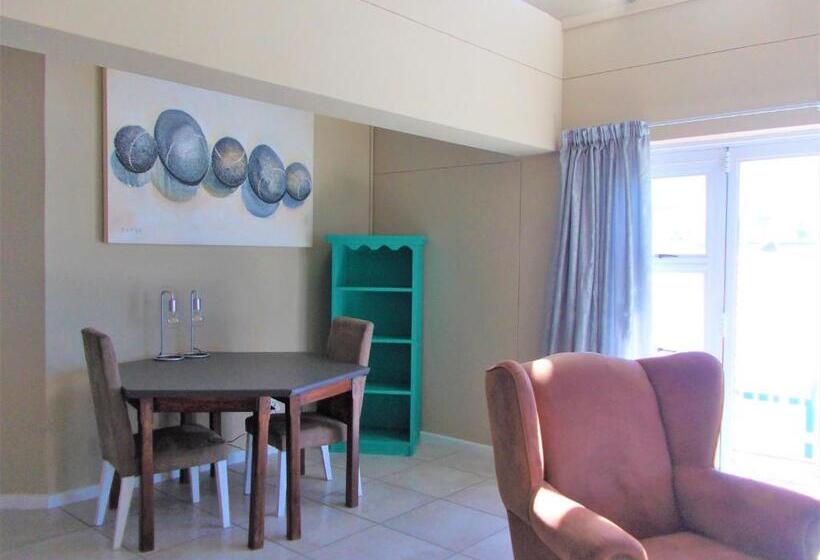 Family Suite, Point Village Hotel And Self Catering