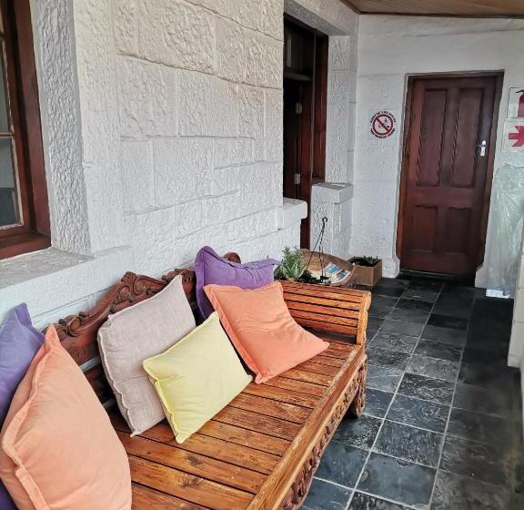 Номер Стандарт, Point Village Hotel And Self Catering
