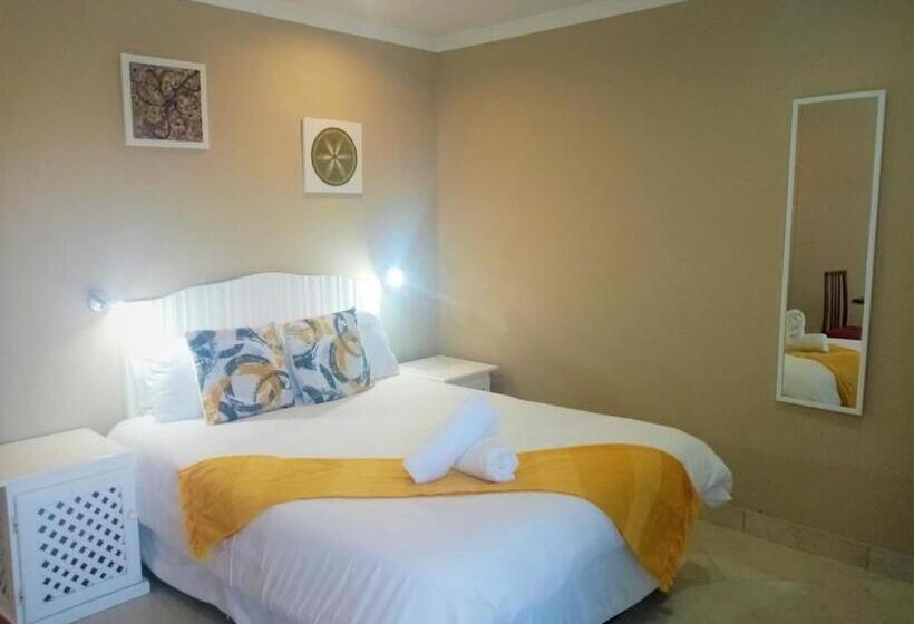 Номер Basic, Point Village Hotel And Self Catering