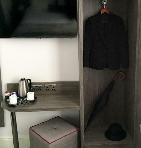 Quarto Executivo, The Beverley Hotel London   Victoria