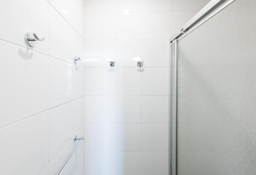 Кровать в Общей Комнате, Bunk Brisbane