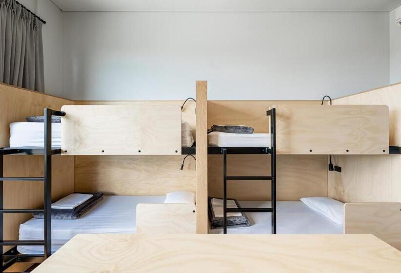 Кровать в Общей Комнате, Bunk Brisbane