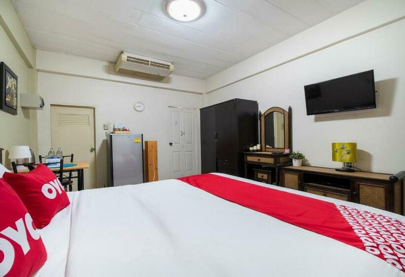 اتاق لوکس, Aromdee Apartment