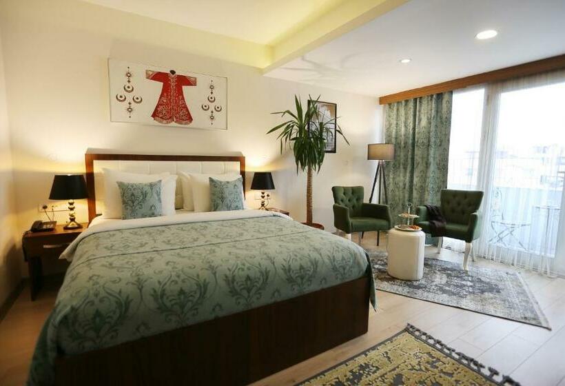 Quarto standard, Cebeci Grand
