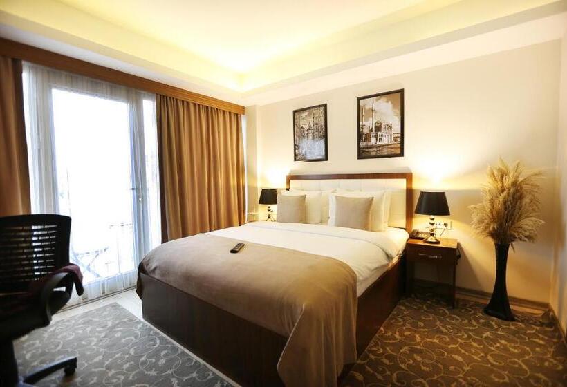 Quarto standart individual, Cebeci Grand