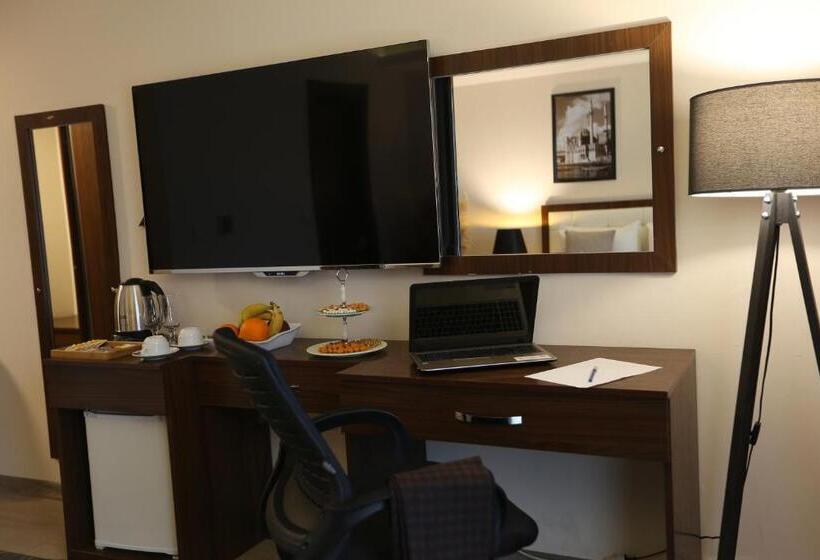 Quarto standart individual, Cebeci Grand