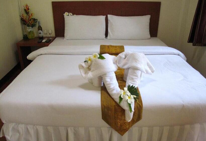 اتاق لوکس, Chawlay Resort Koh Lipe