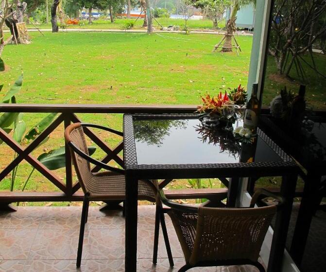 اتاق سوپریور با چشمانداز باغ, Chawlay Resort Koh Lipe