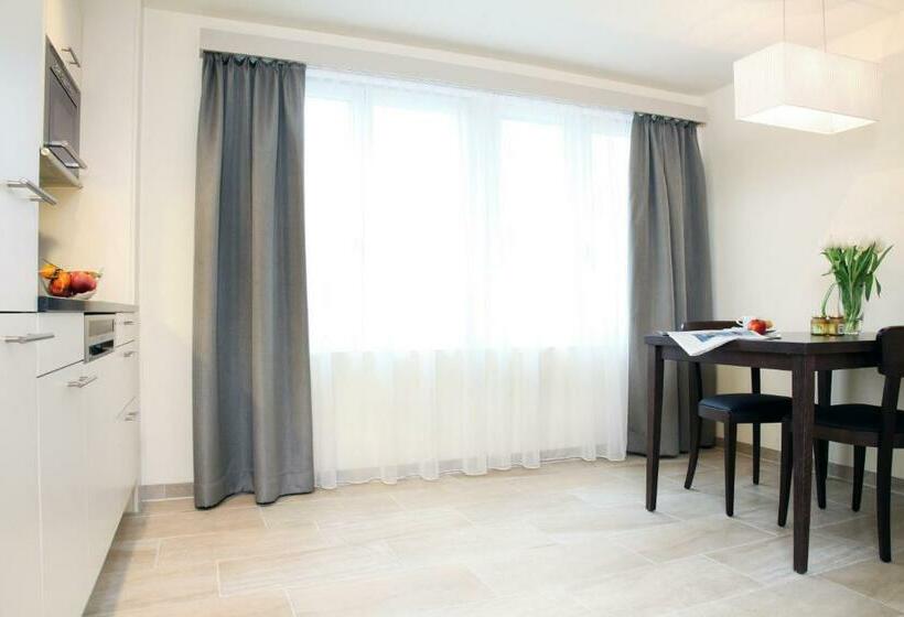 Apartamento 1 Quarto Rés-do-chão, City Stay Seefeld House