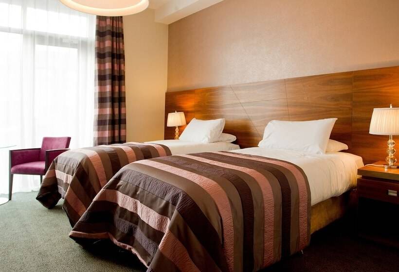 Номер Deluxe, Moyvalley Hotel & Golf Resort