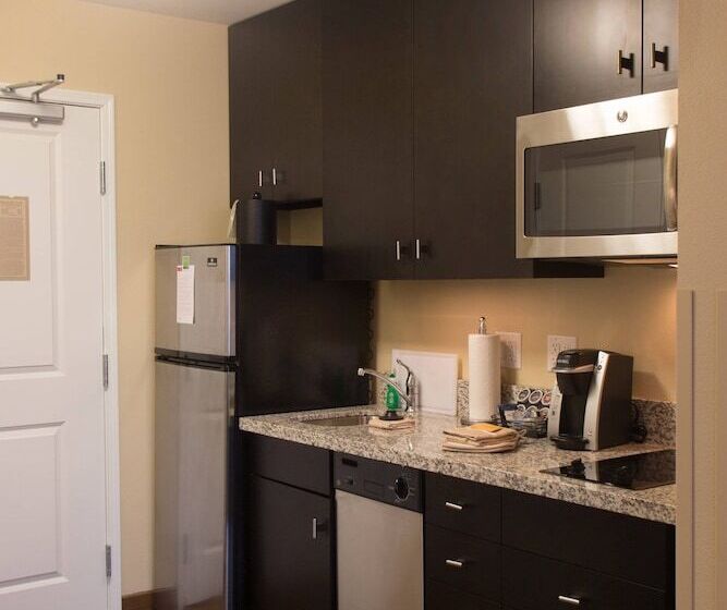 סוויטה, Towneplace Suites By Marriott Lincoln North