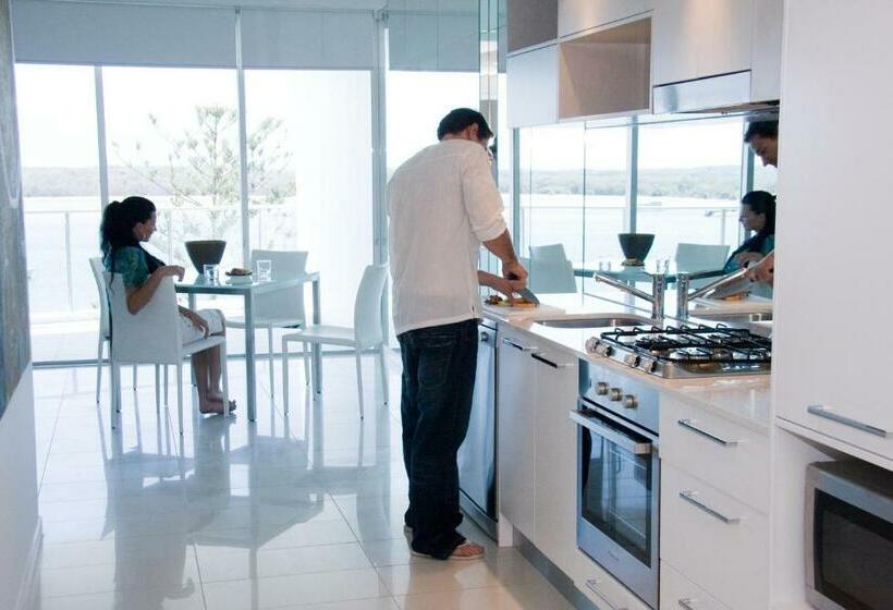 침실 1개 전망 아파트, Silvershore Apartments On The Broadwater