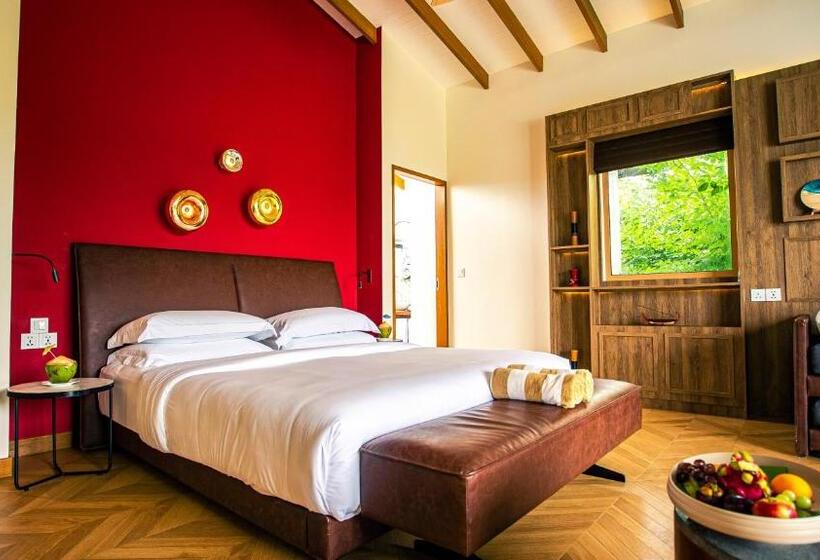 سوییت با استخر, Joy Island Maldives All Inclusive Resort