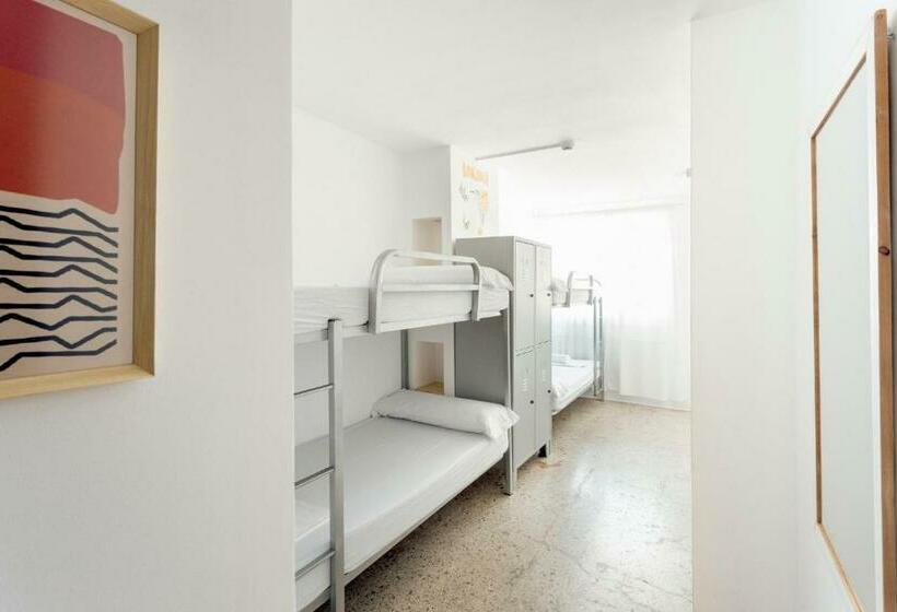 اتاق استاندارد چهار تخته, Casa Jam Barcelona